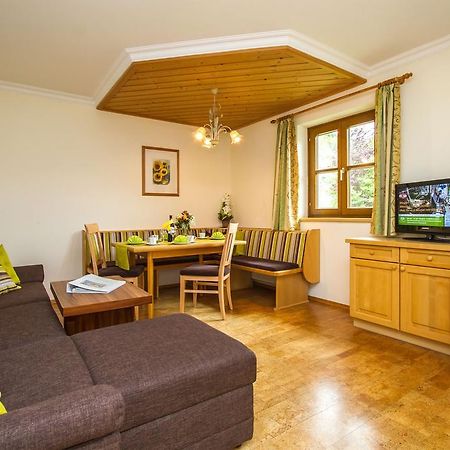 Ferienhaus Niedermoser Леоганг Номер фото