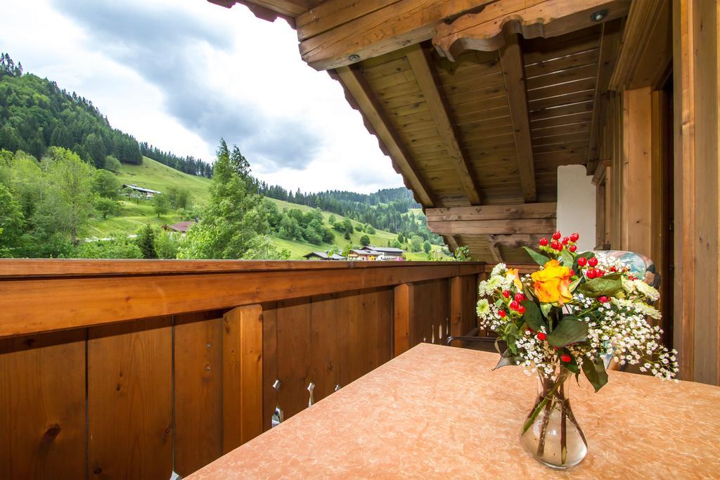 Ferienhaus Niedermoser Леоганг Номер фото